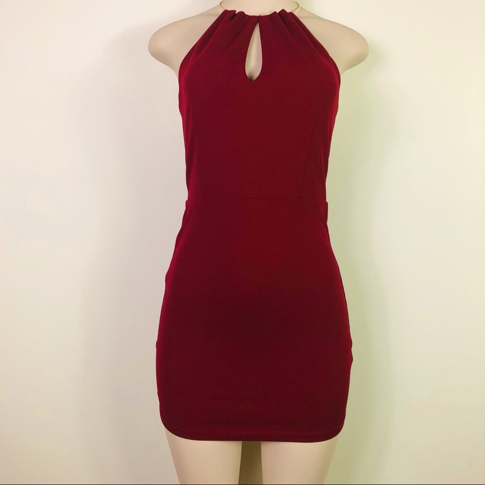 Lulus Minidress burgundy strapless, gold neck ring - Picture 2 of 9